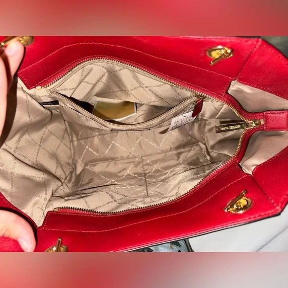 Michael Kors Tote - Picture 6 of 15